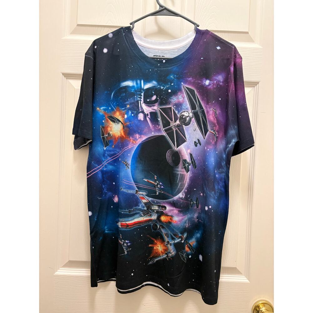 NWOT Men's Large Star Wars Licensed t-shirt